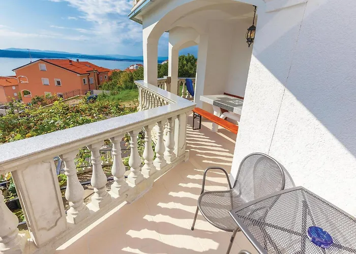 Nice Apartment In Crikvenica With Kitchen